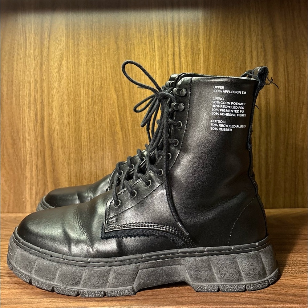 VIRÒN Black 1992 Apple boots